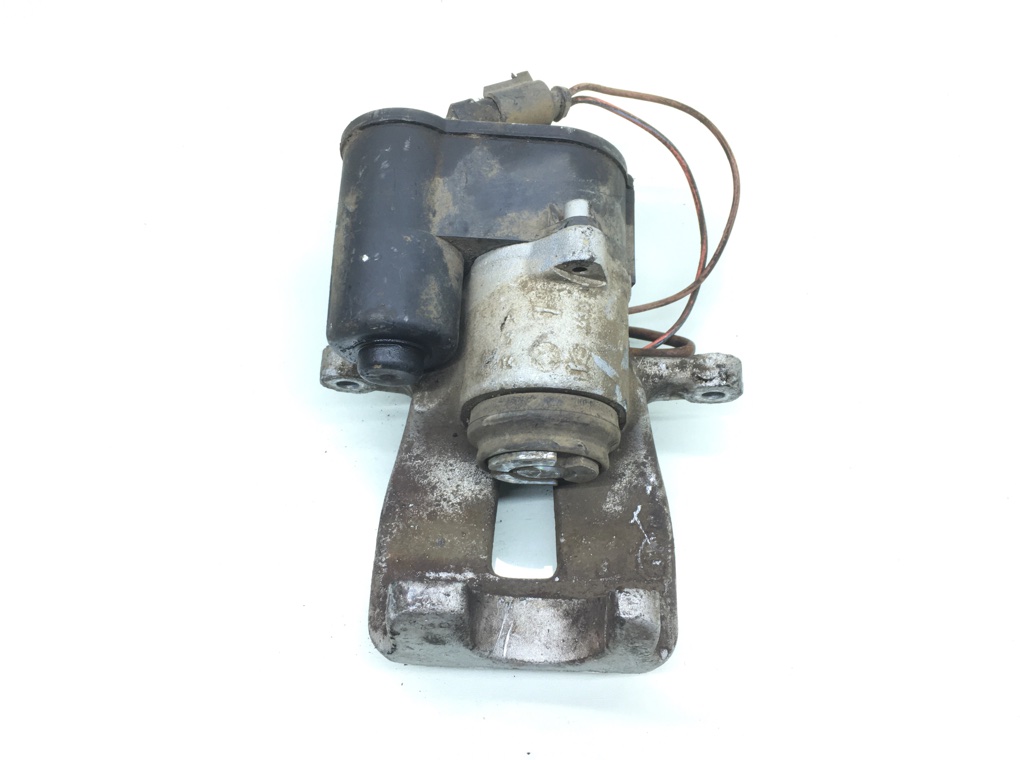 Суппорт задний левый бу для Volkswagen Passat B6 2.0 TDi,  2008 г.