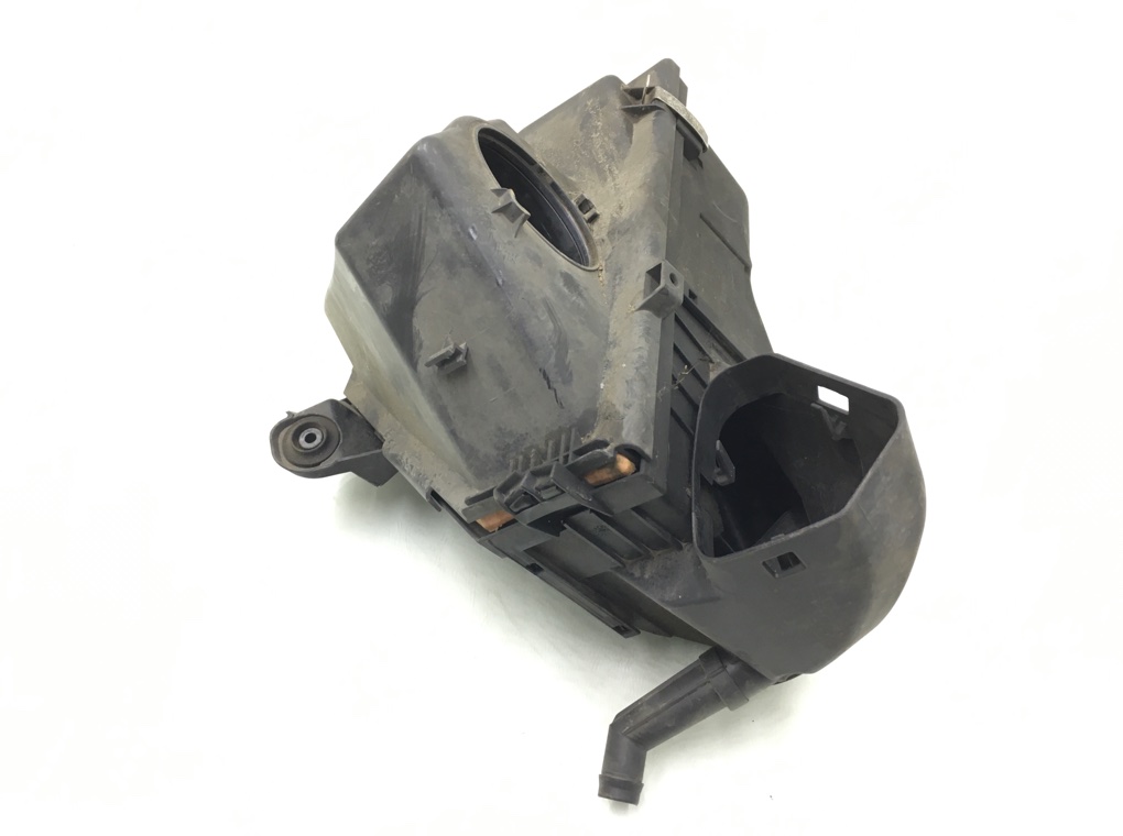 Корпус воздушного фильтра бу для BMW 3 E90/E91/E92/E93 2.0 TD,  2010 г.