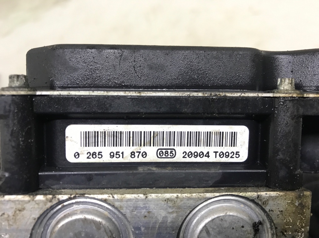 Блок ABS бу для Peugeot 308 T7 1.6 HDi,  2012 г.