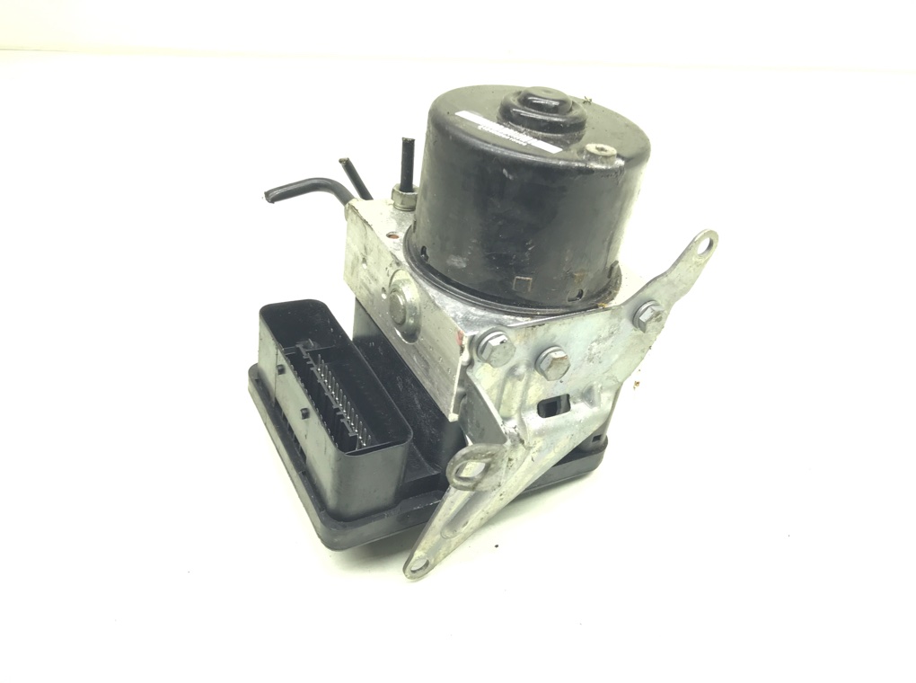 Блок ABS бу для BMW 3 E90/E91/E92/E93 2.0 TD,  2010 г.