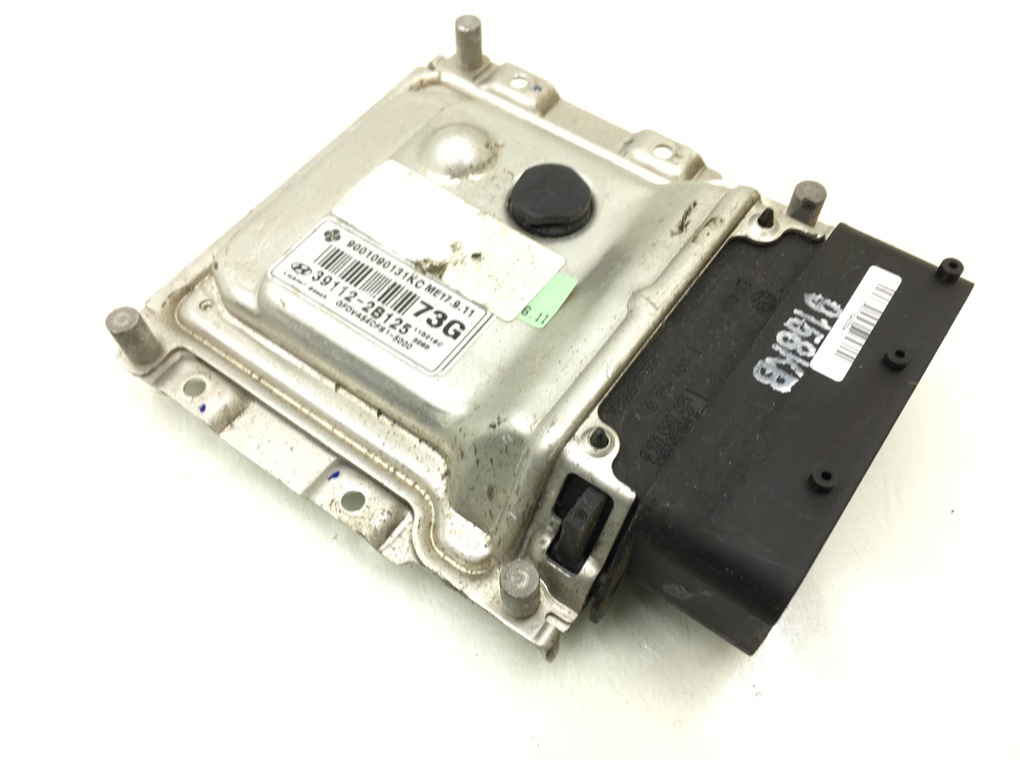 Блок управления двигателем бу для Hyundai i30  1.4 i,  2011 г.