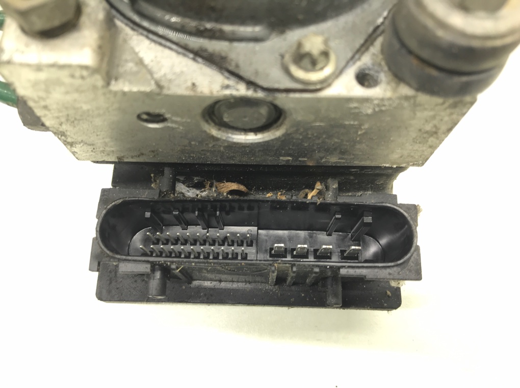 Блок ABS бу для Renault Clio 1.2 i, 2005 г. Блок ABS бу для Renault Clio 1.2 i, 2005 г.