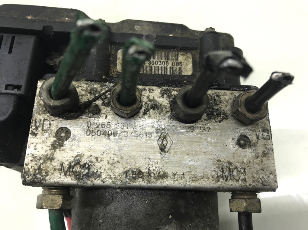 Блок ABS бу для Renault Clio 1.2 i, 2005 г. Блок ABS бу для Renault Clio 1.2 i, 2005 г.