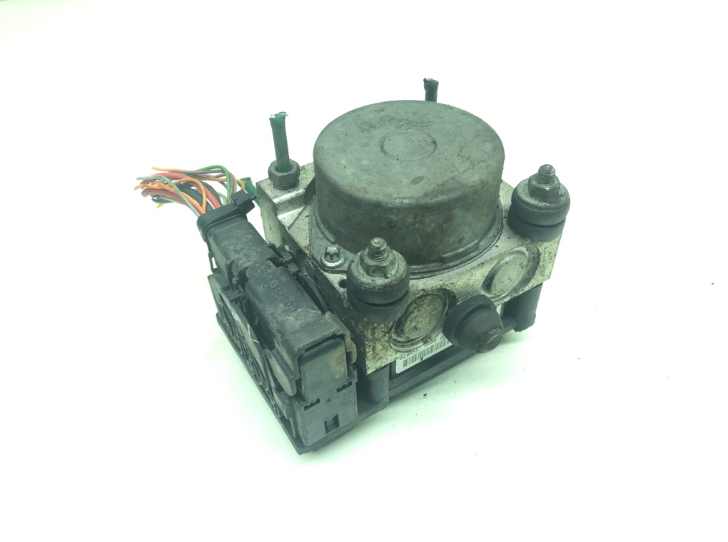 Блок ABS бу для Renault Clio  1.5 DCi,  2009 г.