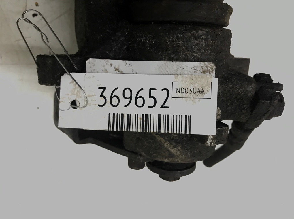 Суппорт задний правый бу для Audi A4 B6 1.9 TDi,  2003 г.