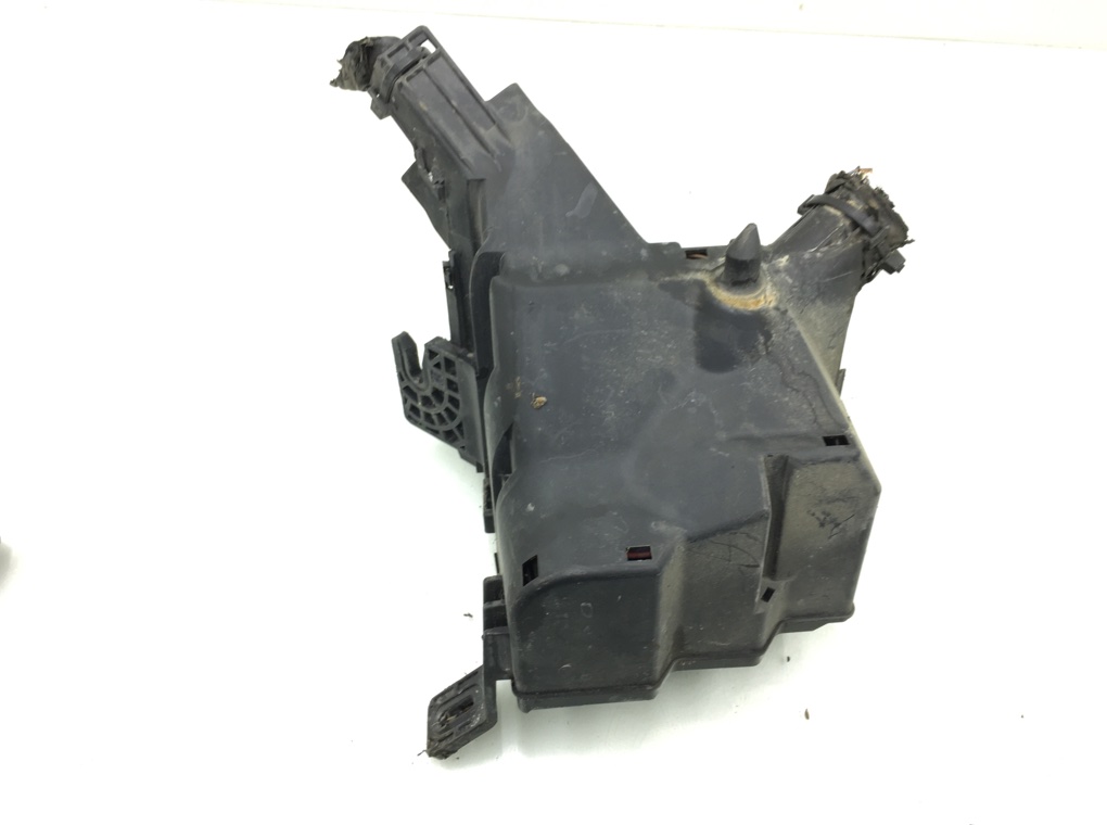 Блок предохранителей бу для Ford Fiesta 6 1.6 TDCi,  2010 г.