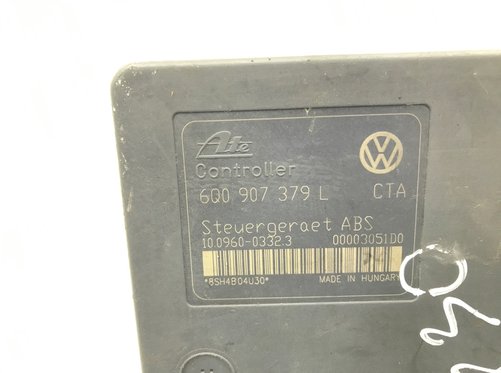 Блок ABS бу для Volkswagen Polo  1.2 i,  2004 г.