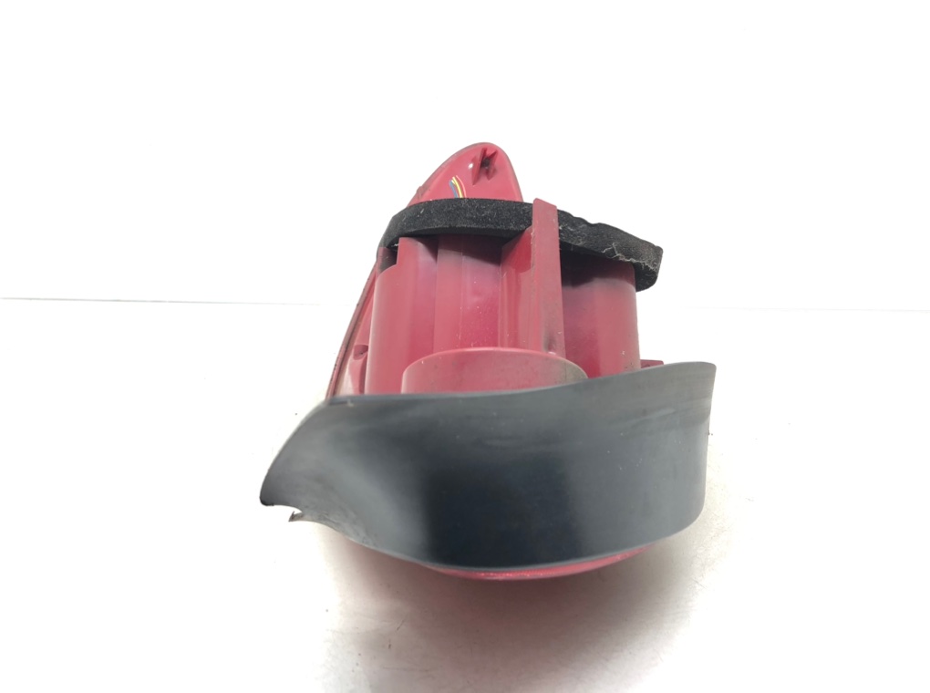 Фонарь задний правый бу для Peugeot 206 CC 1.6 HDi,  2007 г.