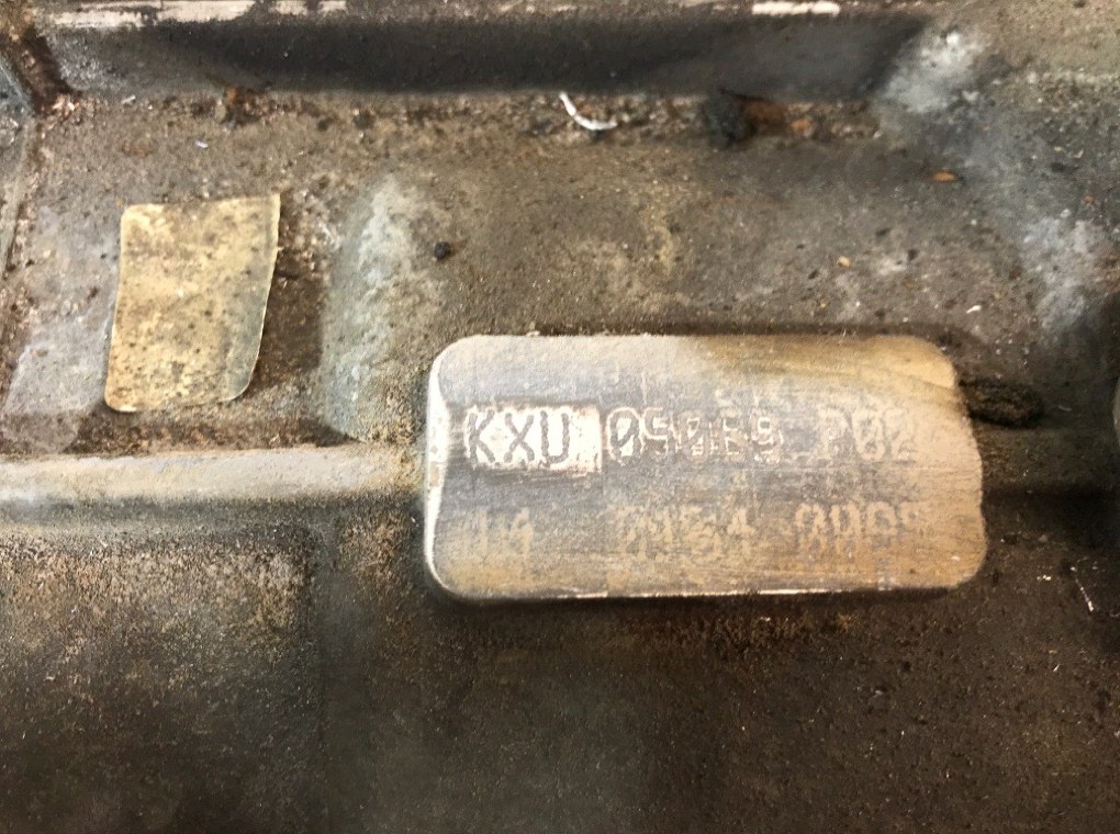 КПП механическая (МКПП) бу для Volkswagen Passat B6 2.0 TDi,  2010 г. KXU