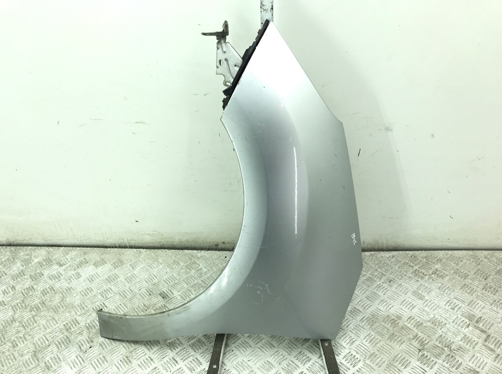 Крыло переднее левое бу для Citroen C3 2 1.6 HDi, 2010 г.