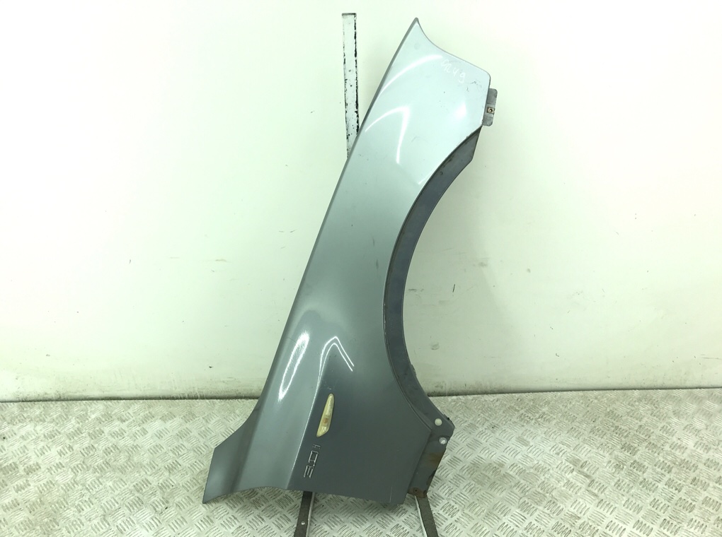 Крыло переднее правое бу для BMW X3 E83 3.0 i, 2004 г.