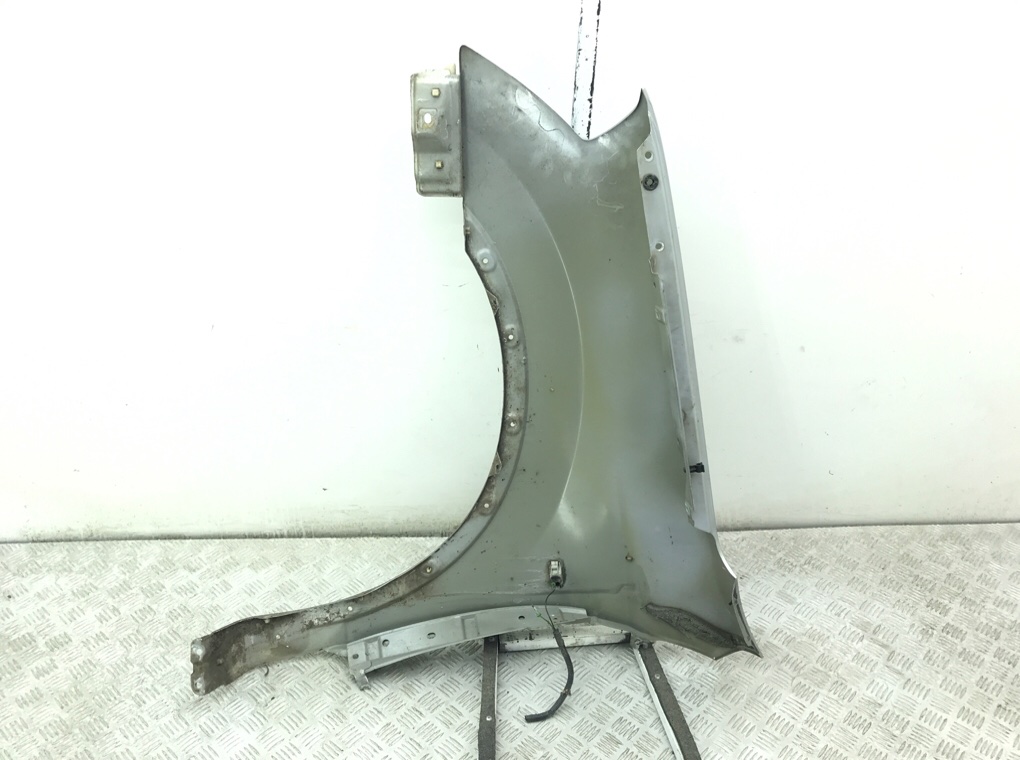 Крыло переднее правое бу для Nissan Qashqai+2  2.0 DCi,  2009 г.