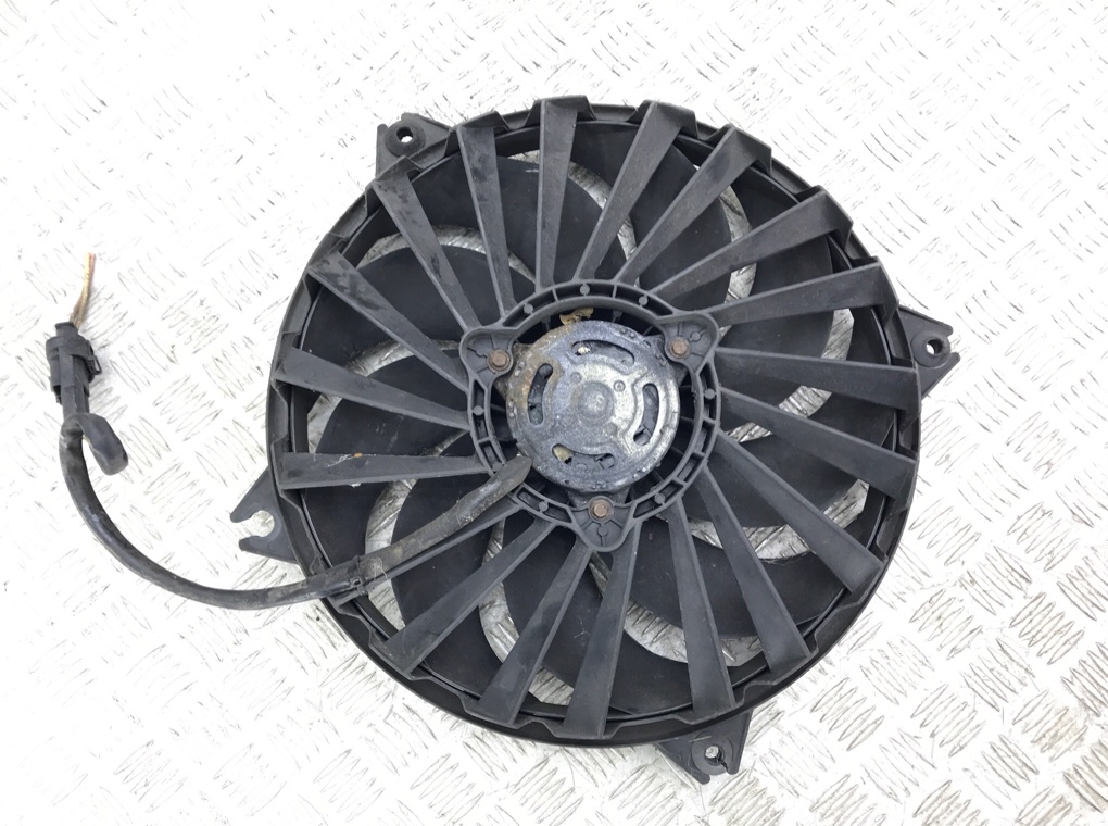 Вентилятор радиатора бу для Citroen C8  2.0 HDi,  2008 г.
