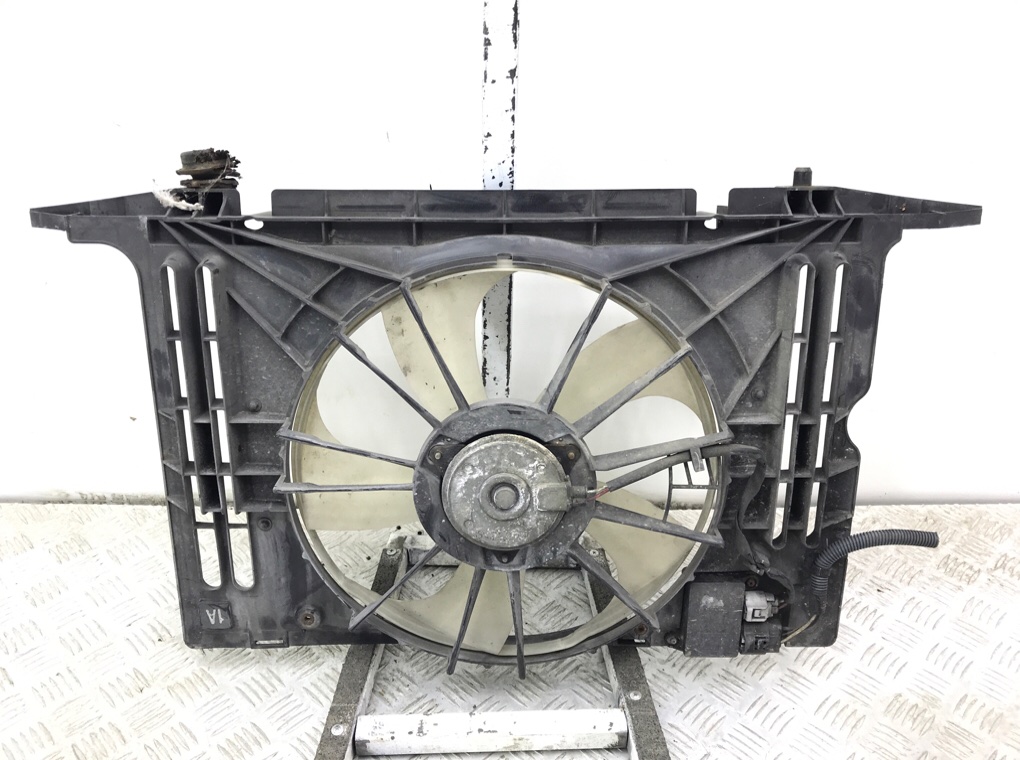 Вентилятор радиатора бу для Toyota Auris 1.6 i, 2008 г.