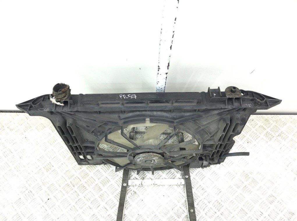 Вентилятор радиатора бу для Toyota Auris 1.6 i, 2008 г. Вентилятор радиатора бу для Toyota Auris 1.6 i, 2008 г.