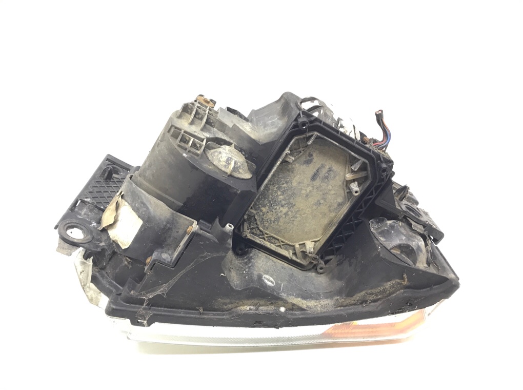 Фара правая бу для Land Rover Discovery 3 2.7 TD, 2009 г. Фара правая бу для Land Rover Discovery 3 2.7 TD, 2009 г.