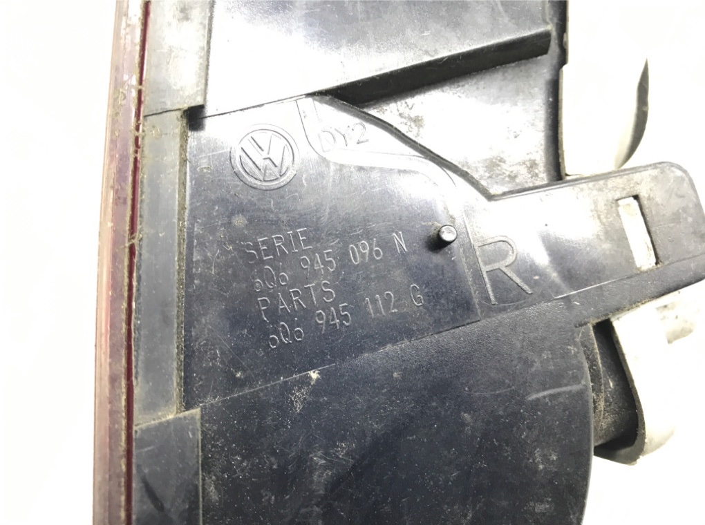 Фонарь задний правый бу для Volkswagen Polo 4 1.2 i,  2006 г.