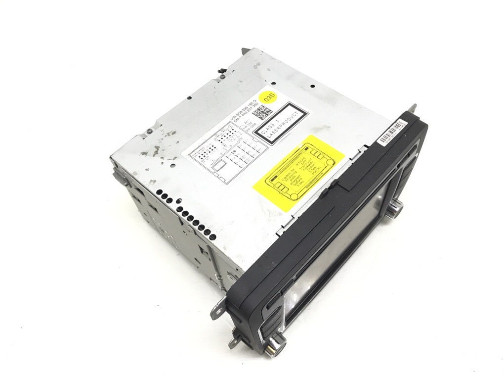 Магнитола бу для Volkswagen Golf 6 1.6 TDi, 2011 г. Магнитола бу для Volkswagen Golf 6 1.6 TDi, 2011 г.