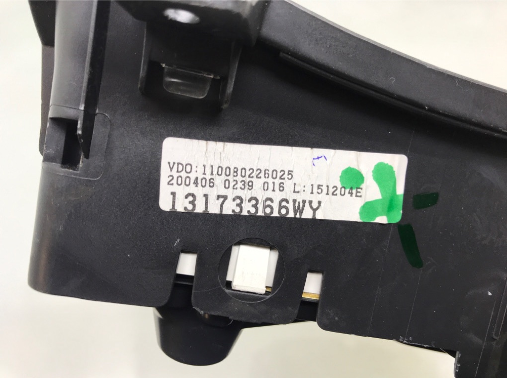 Щиток приборов (приборная панель) бу для Opel Tigra B 1.8 i,  2006 г.