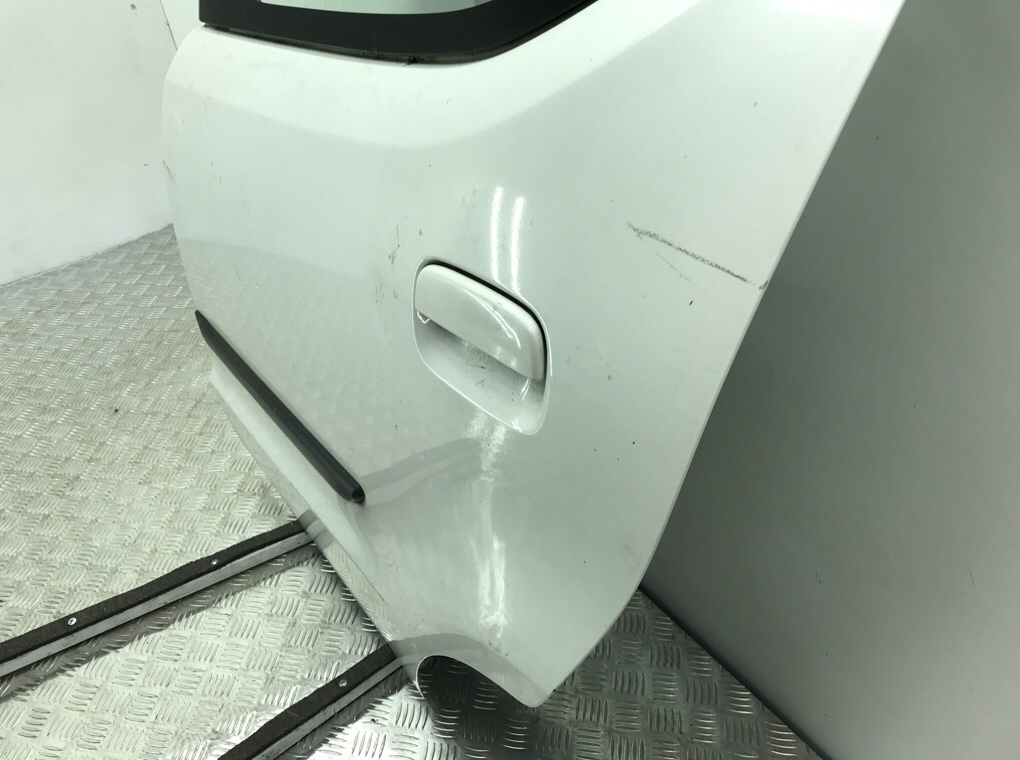 Дверь задняя левая бу для Nissan Pixo  1.0 i,  2010 г.