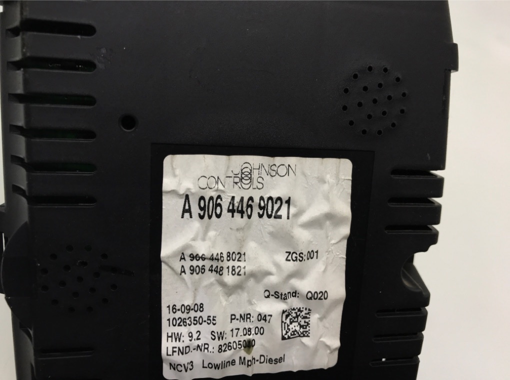 Щиток приборов (приборная панель) бу для Mercedes Sprinter  2.2 CDi,  2009 г.