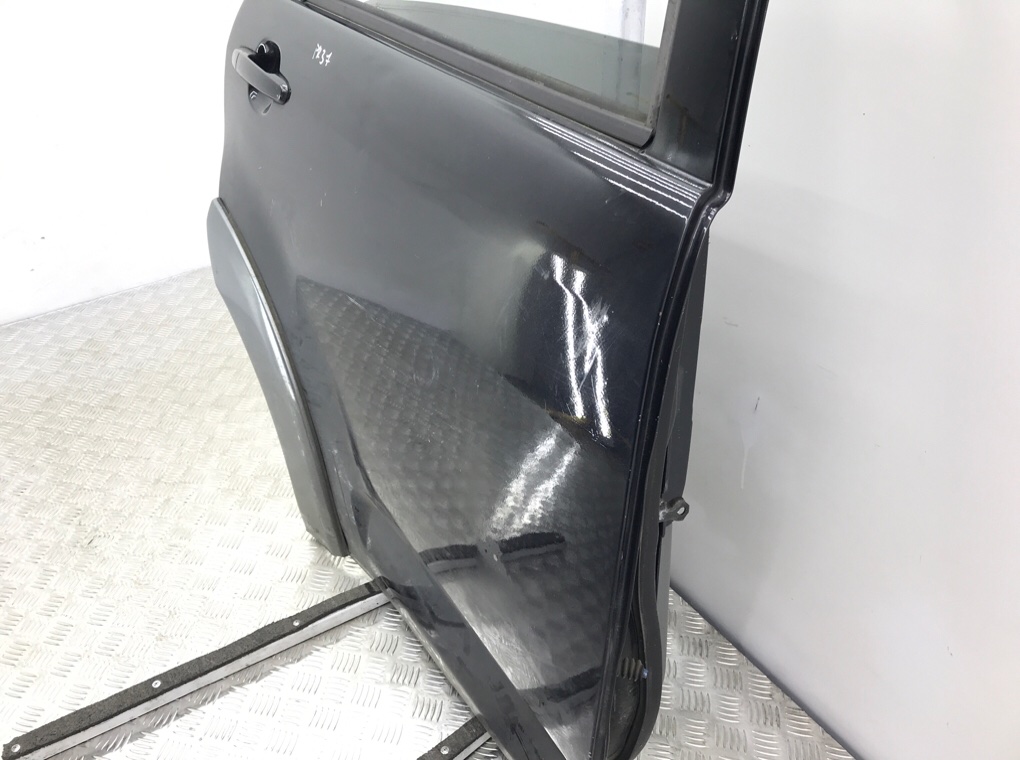 Дверь задняя правая бу для Daihatsu Terios 2 1.5 i,  2007 г.