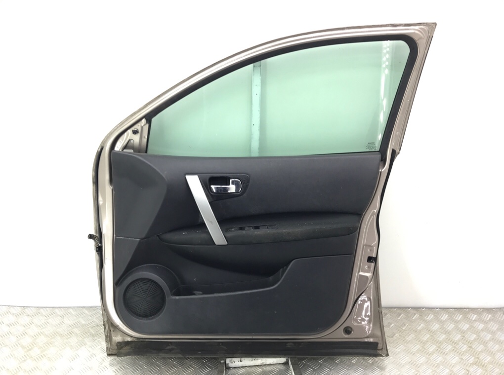Дверь передняя правая бу для Nissan Qashqai  1.5 DCi,  2007 г.