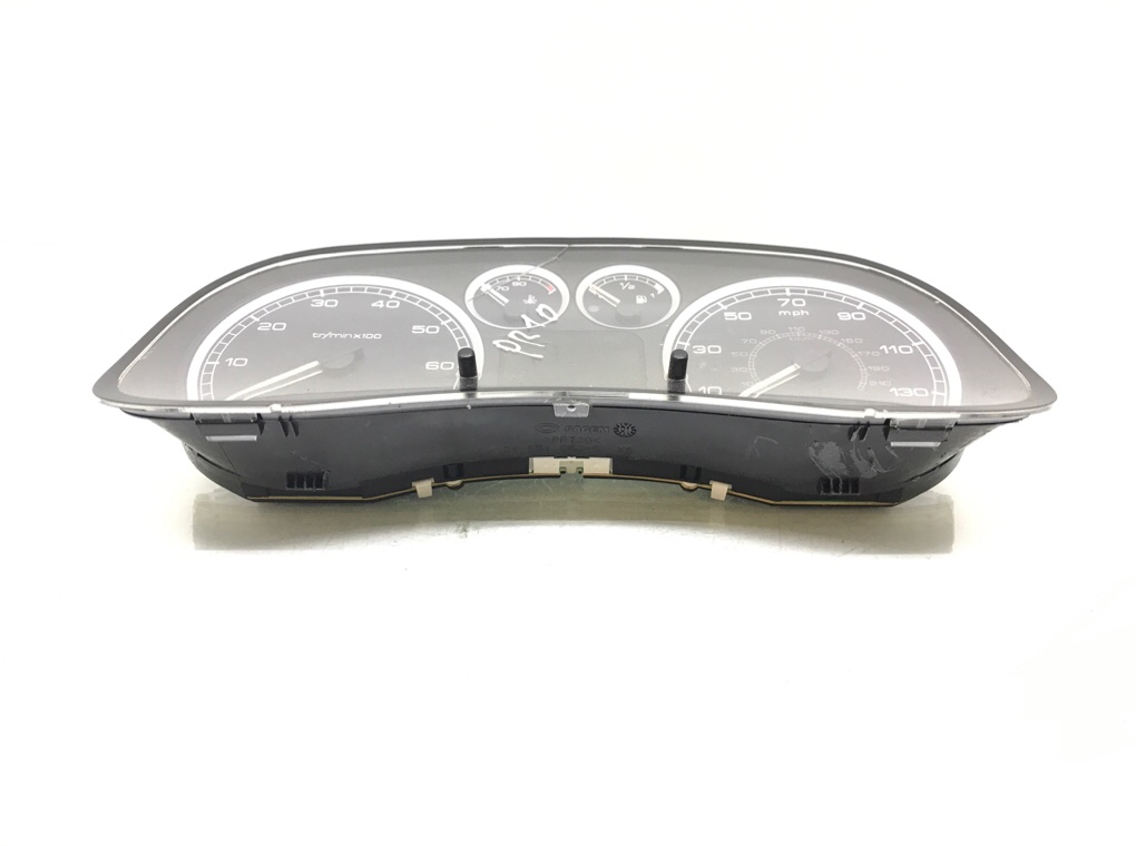 Щиток приборов (приборная панель) бу для Peugeot 307  1.6 i,  2001 г.