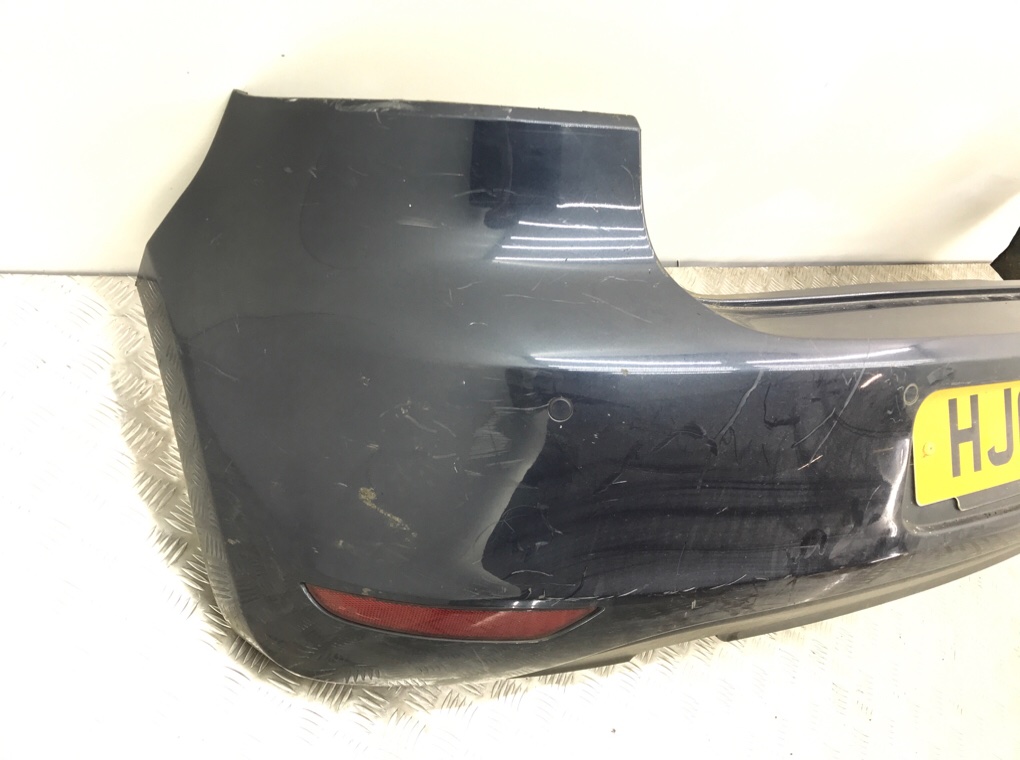 Бампер задний бу для Volkswagen Golf 6 1.6 TDi, 2011 г. Бампер задний бу для Volkswagen Golf 6 1.6 TDi, 2011 г.