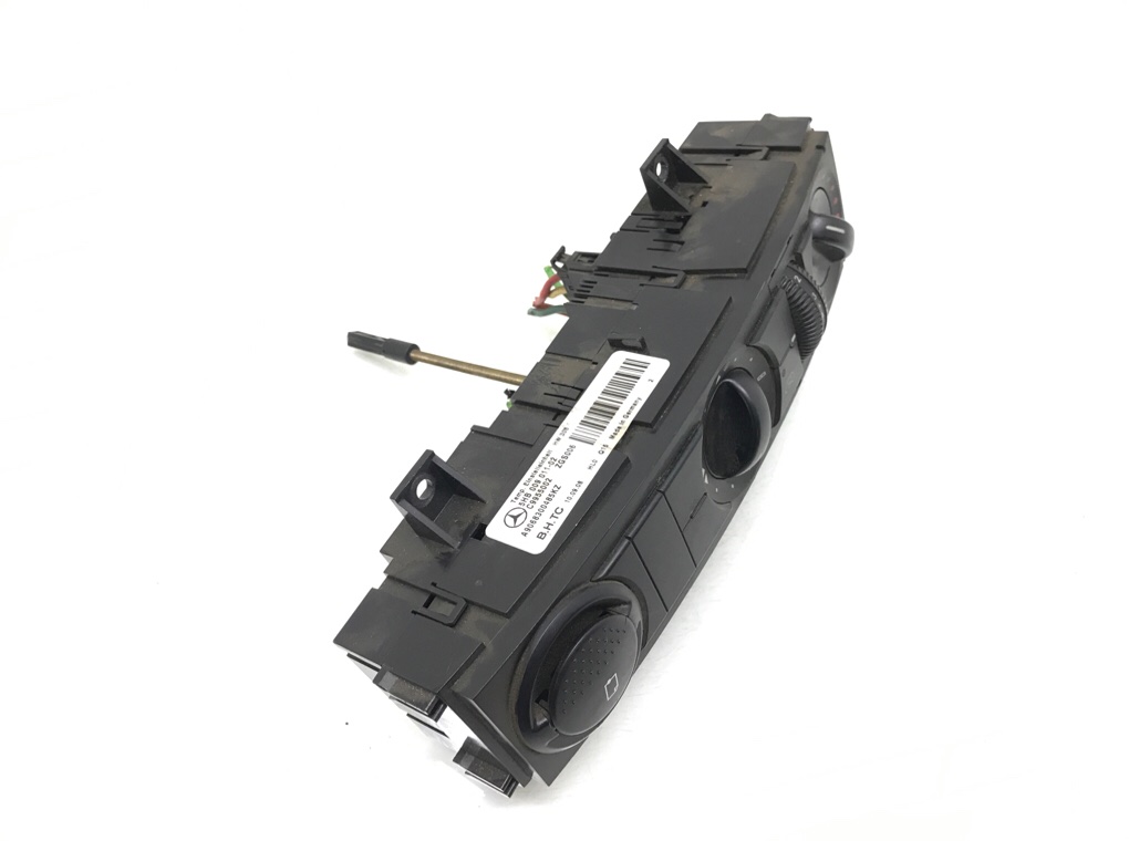 Блок управления печки/климат-контроля бу для Mercedes Sprinter 2.2 CDi, 2009 г. Блок управления печки/климат-контроля бу для Mercedes Sprinter 2.2 CDi, 2009 г.