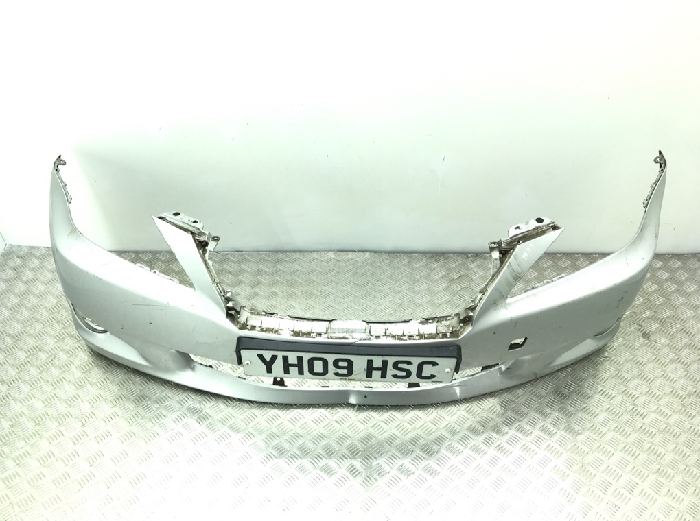 Бампер передний бу для Lexus IS  2.2 TD,  2009 г.