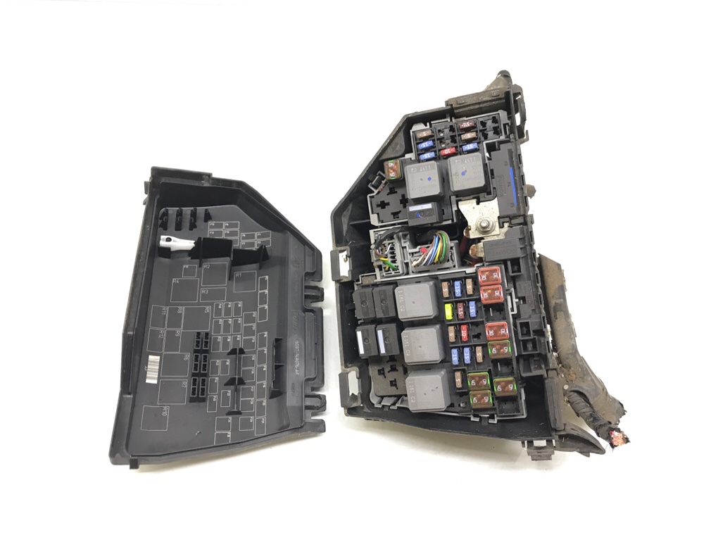 Блок предохранителей бу для Ford Mondeo 4 6G9T14A067AB, 2011