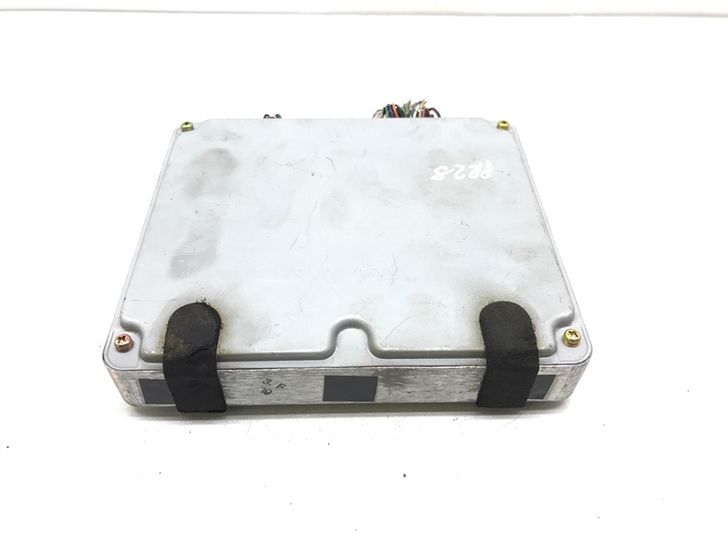 Блок управления двигателем бу для Lexus IS 1 2.0 i,  2004 г.