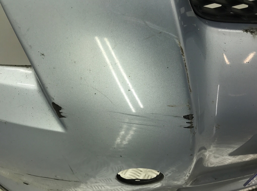 Бампер передний бу для Toyota Auris 1.6 i, 2008 г. Бампер передний бу для Toyota Auris 1.6 i, 2008 г.