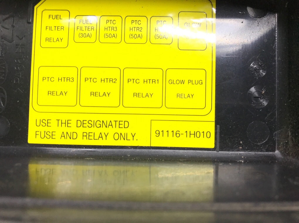 Блок предохранителей бу для Kia Ceed  1.6 CRDi,  2008 г.