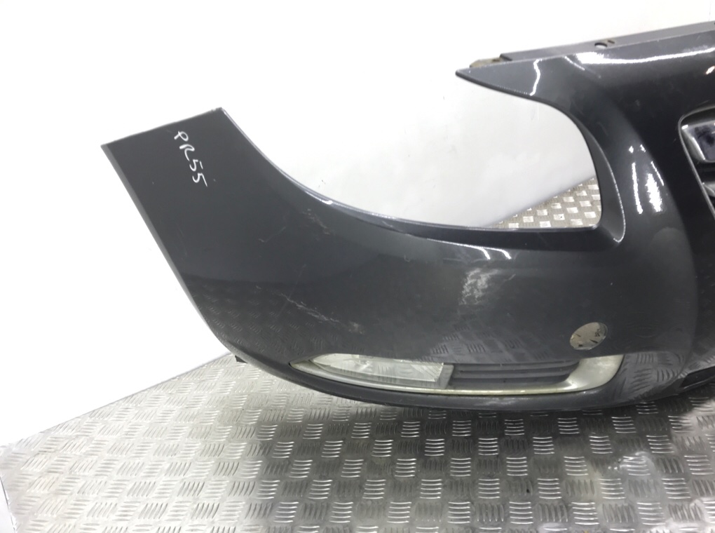 Бампер передний бу для Opel Insignia 2.0 CDTi, 2010 г. Бампер передний бу для Opel Insignia 2.0 CDTi, 2010 г.