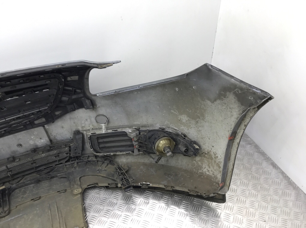 Бампер передний бу для Opel Insignia 2.0 CDTi, 2010 г. Бампер передний бу для Opel Insignia 2.0 CDTi, 2010 г.