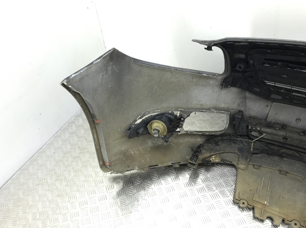 Бампер передний бу для Opel Insignia 2.0 CDTi, 2010 г. Бампер передний бу для Opel Insignia 2.0 CDTi, 2010 г.