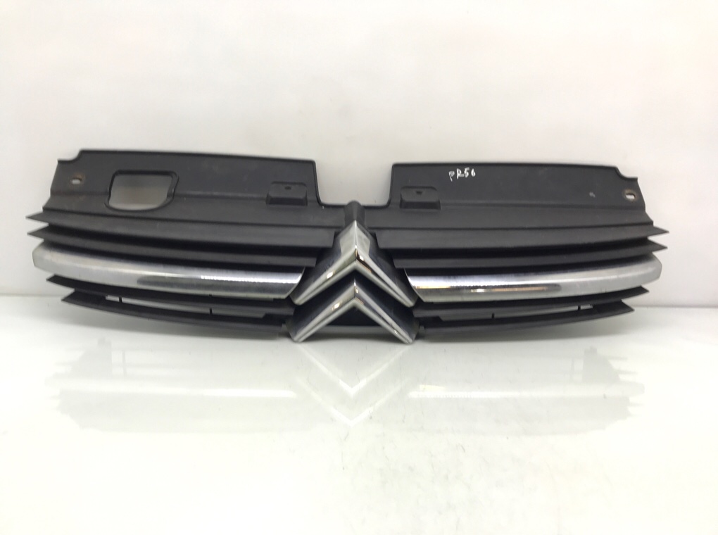 Решетка радиатора бу для Citroen C5 1.8 i, 2001 г.