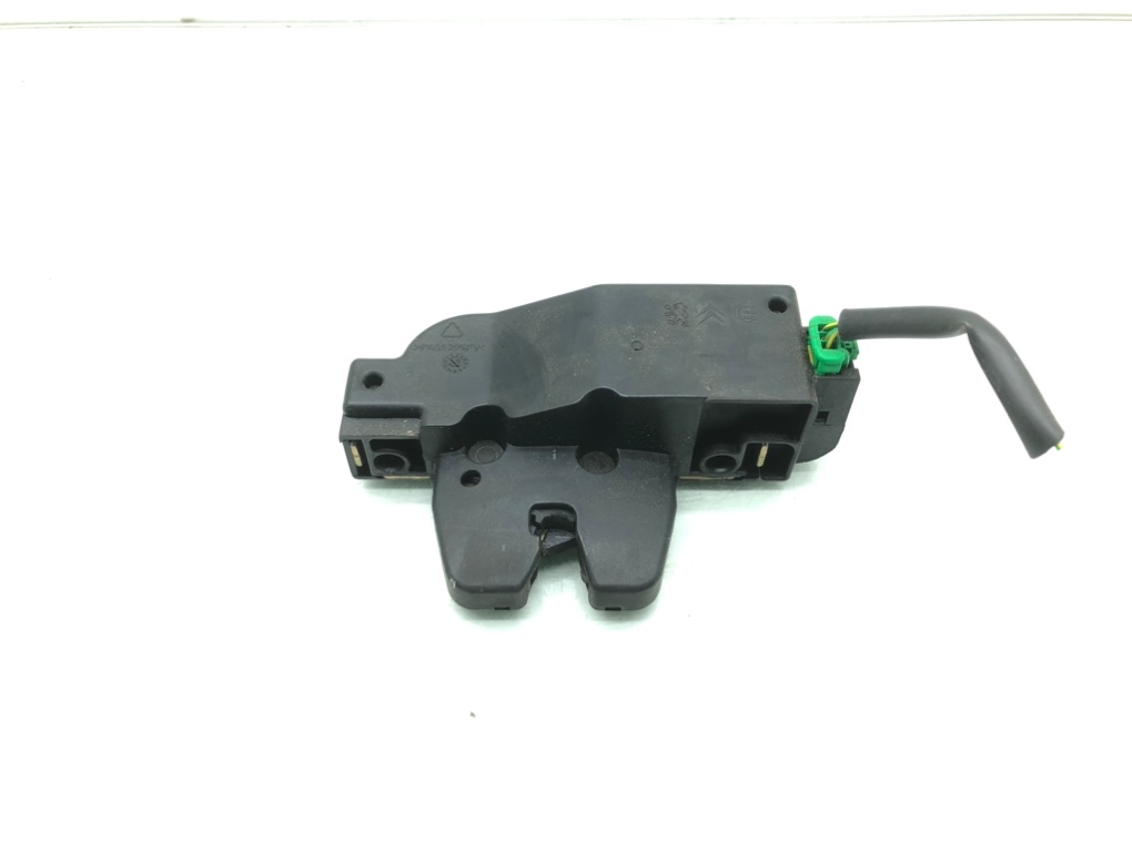 Замок багажника бу для Citroen C3 1 1.4 HDi, 2002 г.