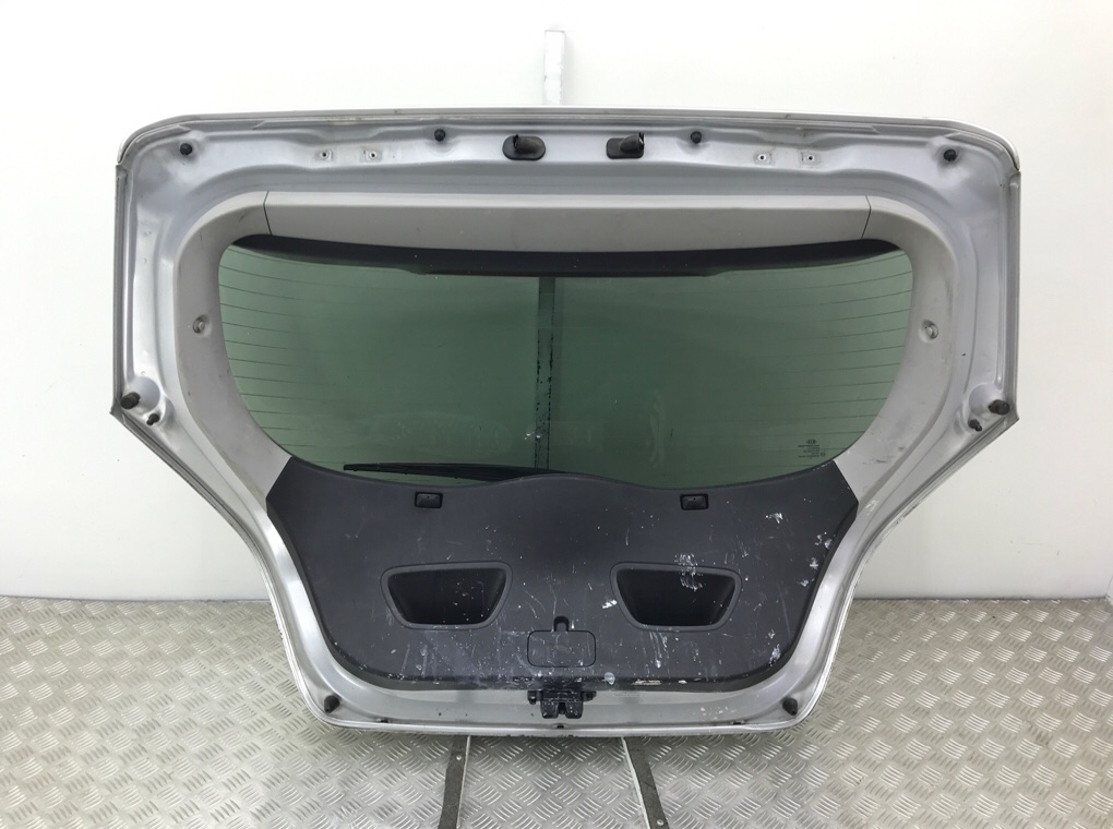 Крышка багажника бу для Kia Ceed  1.6 i,  2010 г.