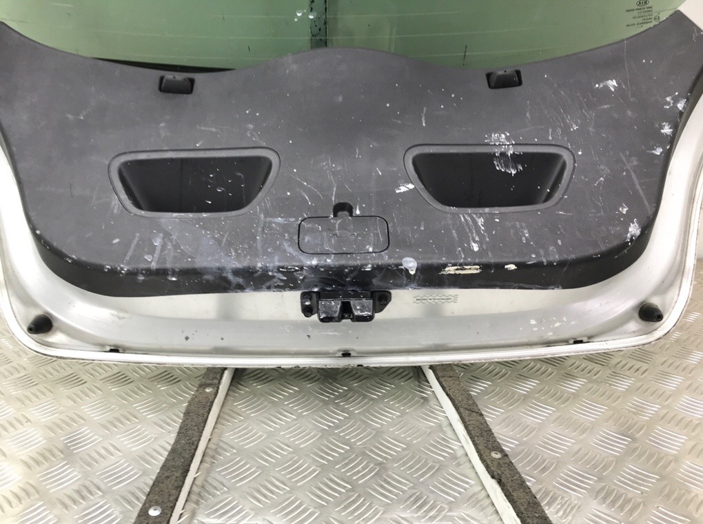 Крышка багажника бу для Kia Ceed  1.6 i,  2010 г.