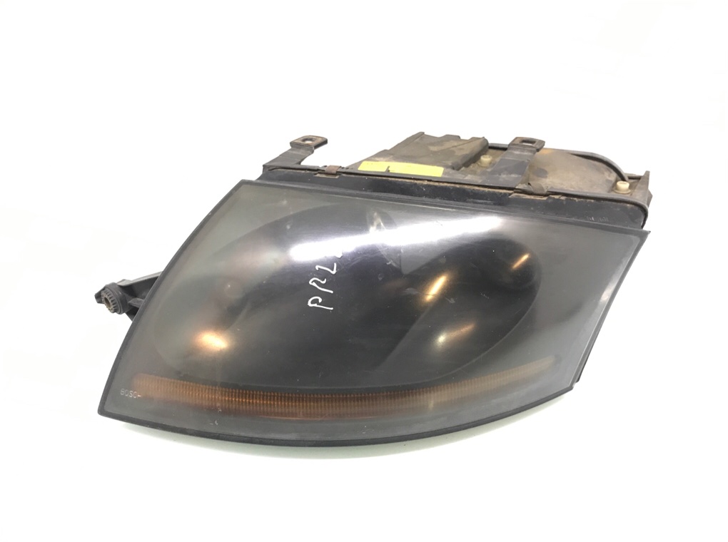 Фара левая бу для Audi TT 8N 1.8 Ti, 2001 г.