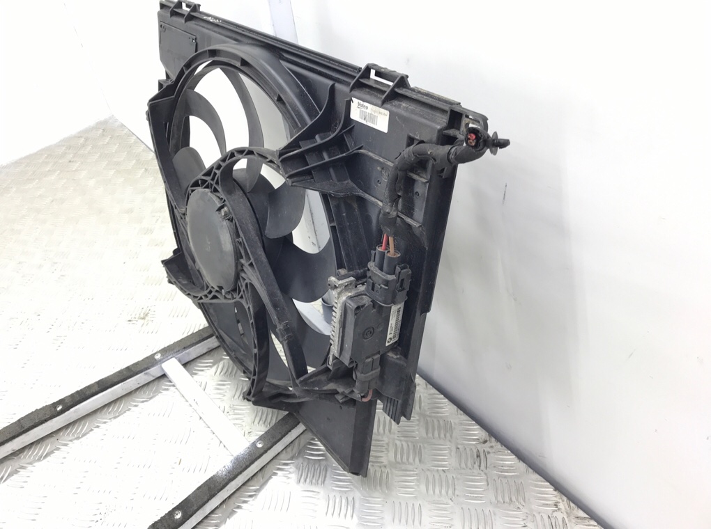 Вентилятор радиатора бу для BMW 1 F20/F21 2.0 TD, 2013 г. Вентилятор радиатора бу для BMW 1 F20/F21 2.0 TD, 2013 г.