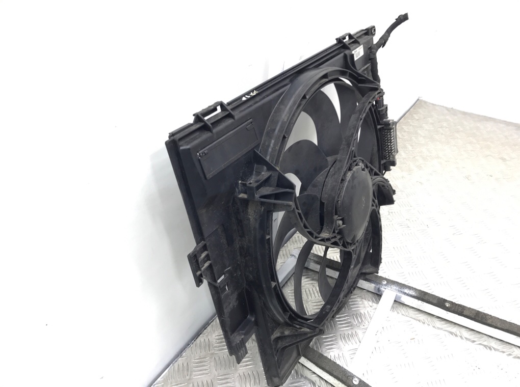 Вентилятор радиатора бу для BMW 1 F20/F21 2.0 TD, 2013 г. Вентилятор радиатора бу для BMW 1 F20/F21 2.0 TD, 2013 г.