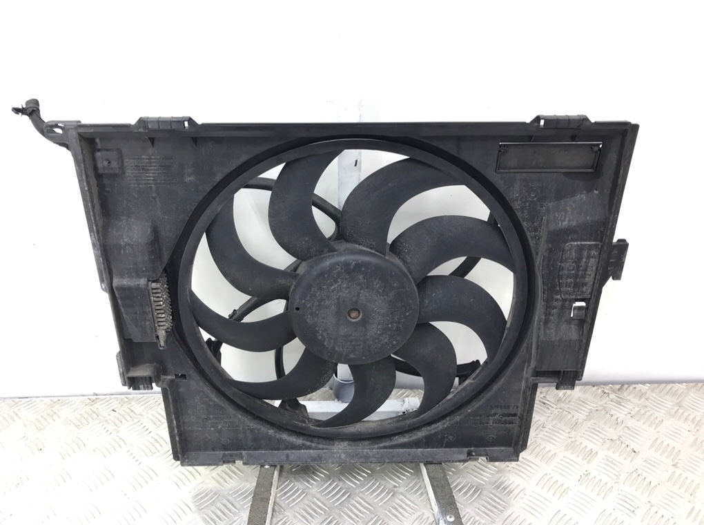 Вентилятор радиатора бу для BMW 1 F20/F21 2.0 TD, 2013 г. Вентилятор радиатора бу для BMW 1 F20/F21 2.0 TD, 2013 г.