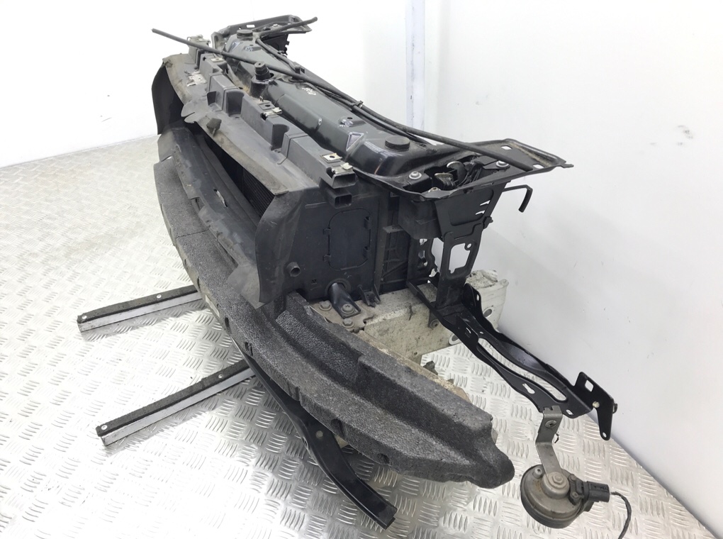 Панель передняя (телевизор) бу для BMW 1 F20/F21 2.0 TD,  2013 г.