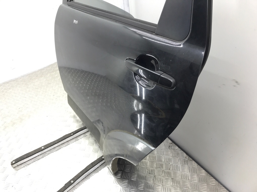 Дверь задняя левая бу для Daihatsu Terios 2 1.5 i,  2007 г.