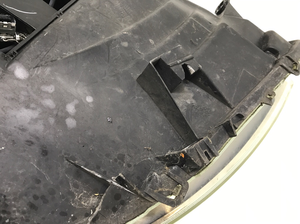 Фара левая бу для Citroen C8  2.0 HDi,  2008 г.