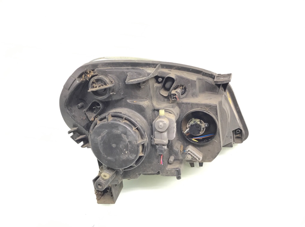 Фара левая бу для Nissan Qashqai+2  2.0 DCi,  2009 г.